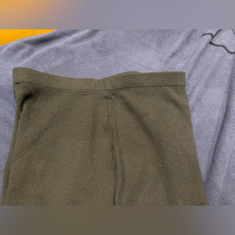 St. John Black Knit Evening Slacks - Picture 4 of 5
